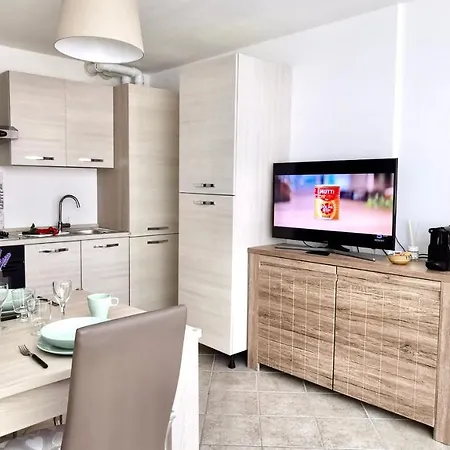 Casa 5 By Design Aprica